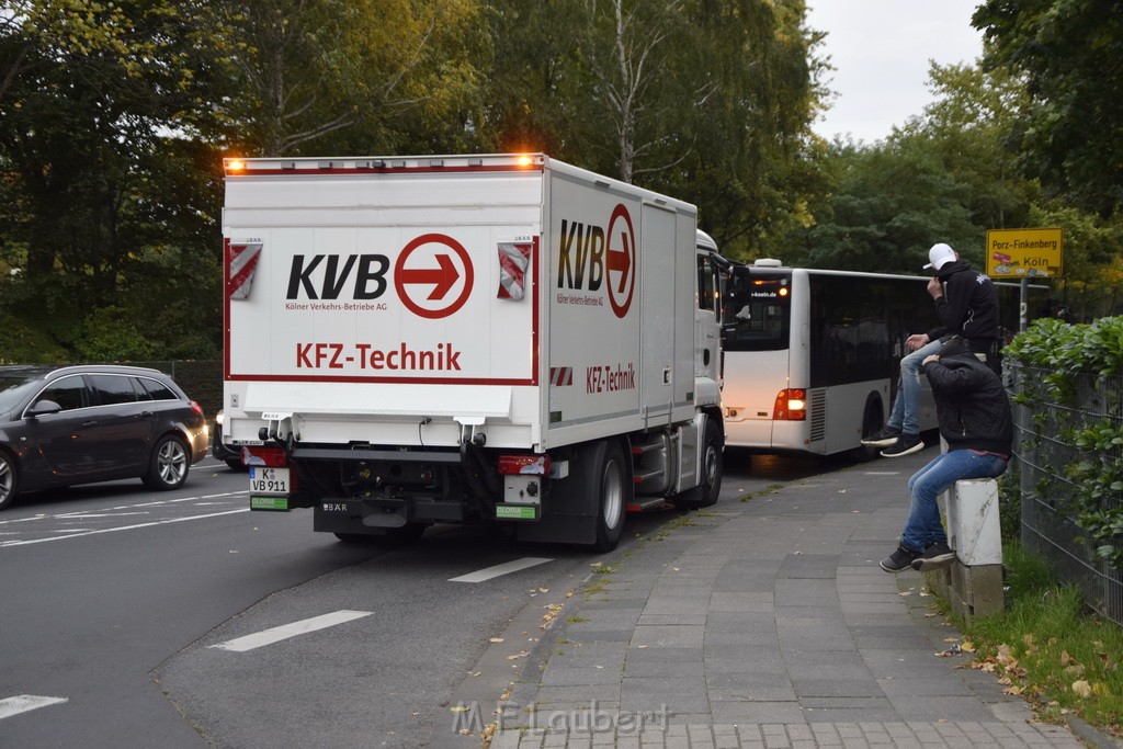 VU Bus Pkw Koeln Porz Gremberghoven Steinstr Konrad Adenauerstr P63.JPG - Miklos Laubert